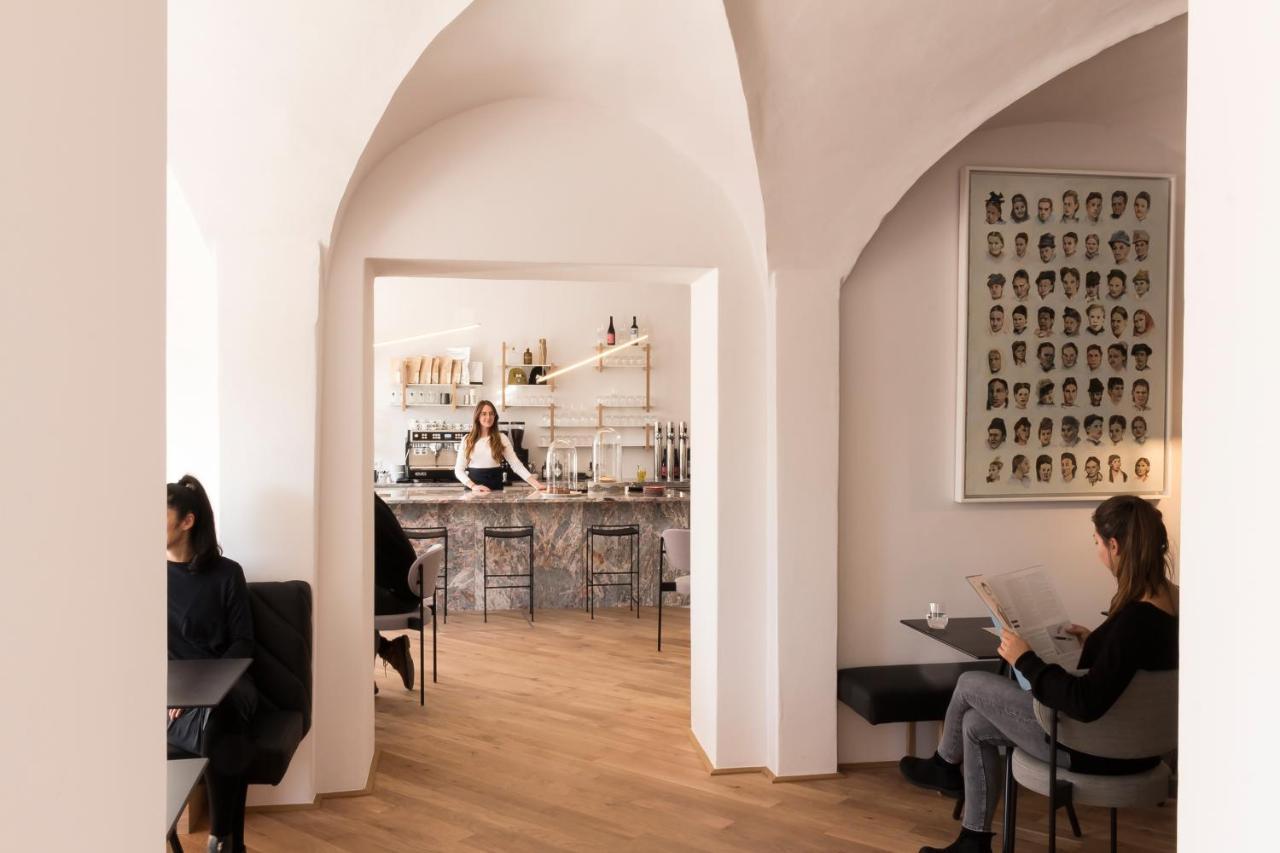Kai 36 - Hotel Zwischen Fels Und Fluss 그라츠 외부 사진 The interior of the restaurant