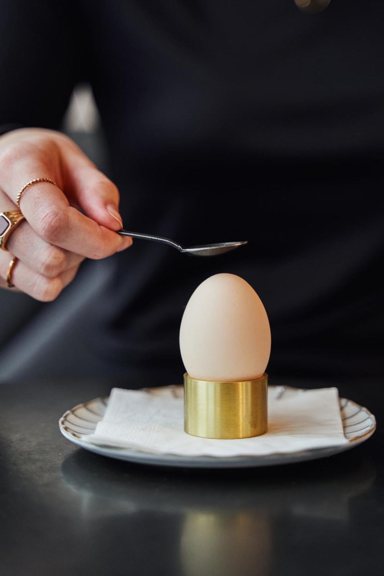 Kai 36 - Hotel Zwischen Fels Und Fluss 그라츠 외부 사진 A hard-boiled egg