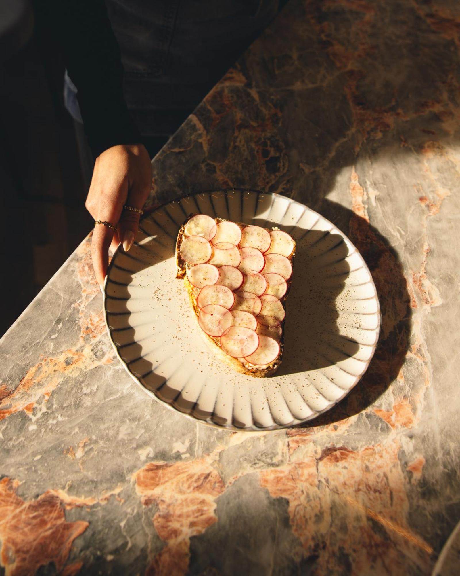 Kai 36 - Hotel Zwischen Fels Und Fluss 그라츠 외부 사진 A slice of galette des rois