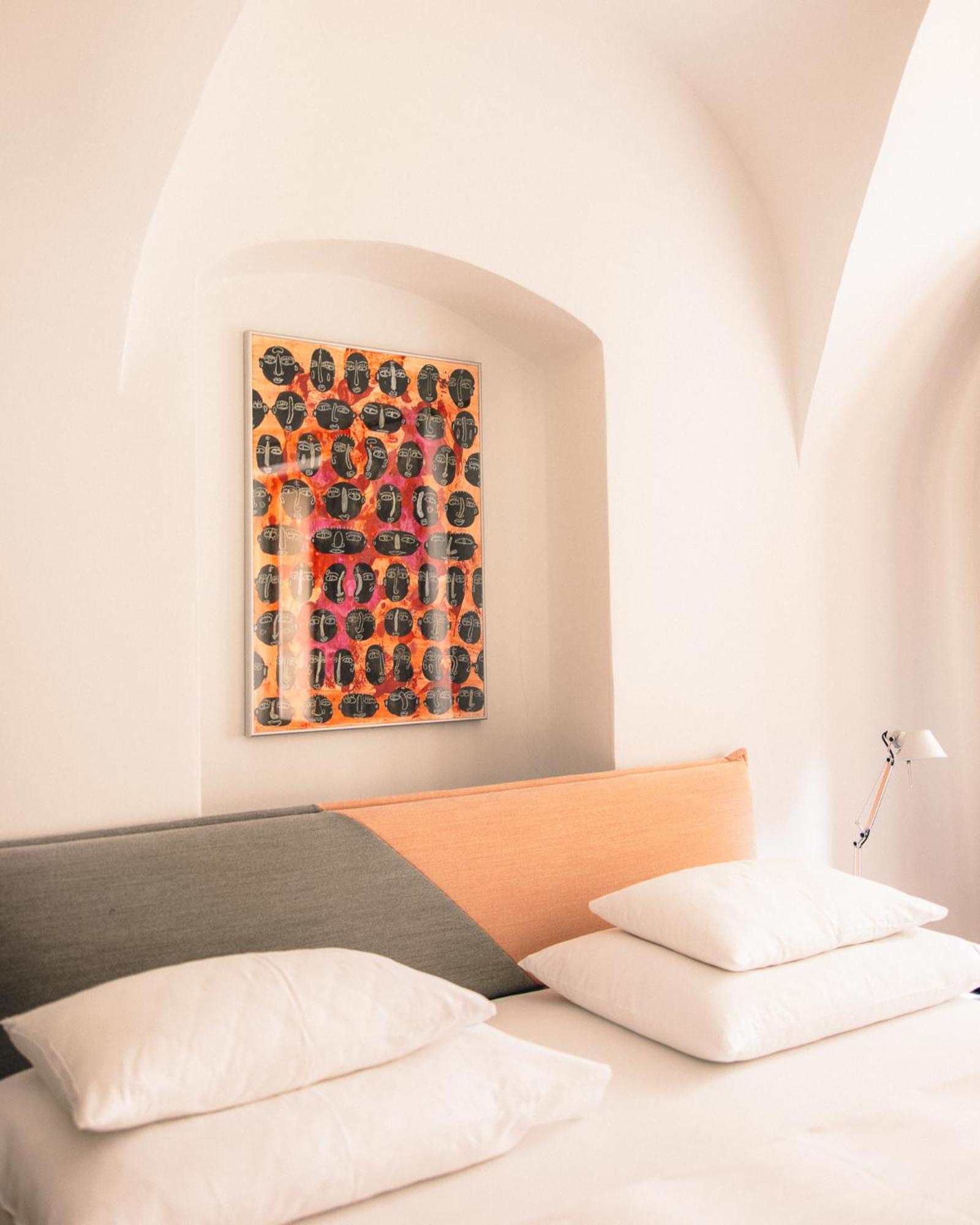 Kai 36 - Hotel Zwischen Fels Und Fluss 그라츠 외부 사진 A painting by the artist