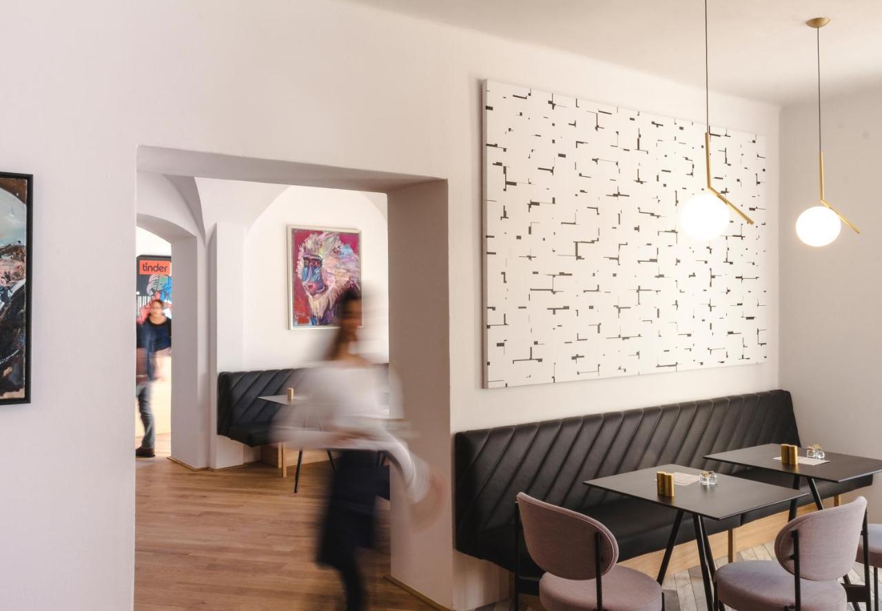Kai 36 - Hotel Zwischen Fels Und Fluss 그라츠 외부 사진 Restaurant interior